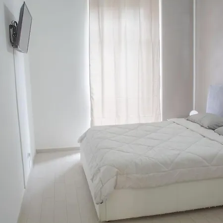 Frankie's Apartment *